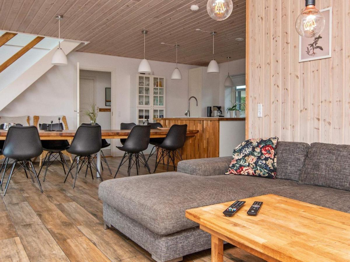 10 Person Holiday Home In Glesborg Exterior photo